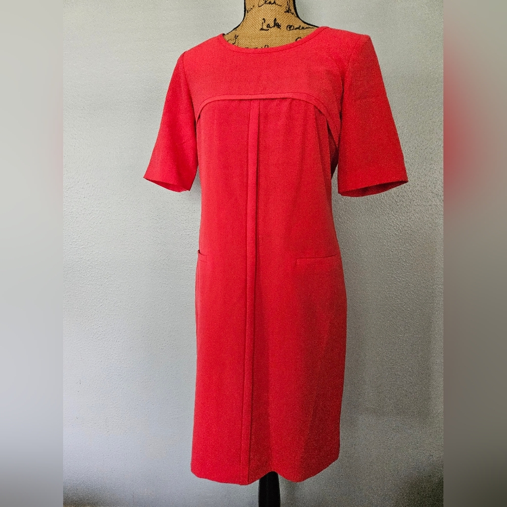 Shelby & Palmer Coral Sheath Midi Dress Bateau Neckline. Size 6